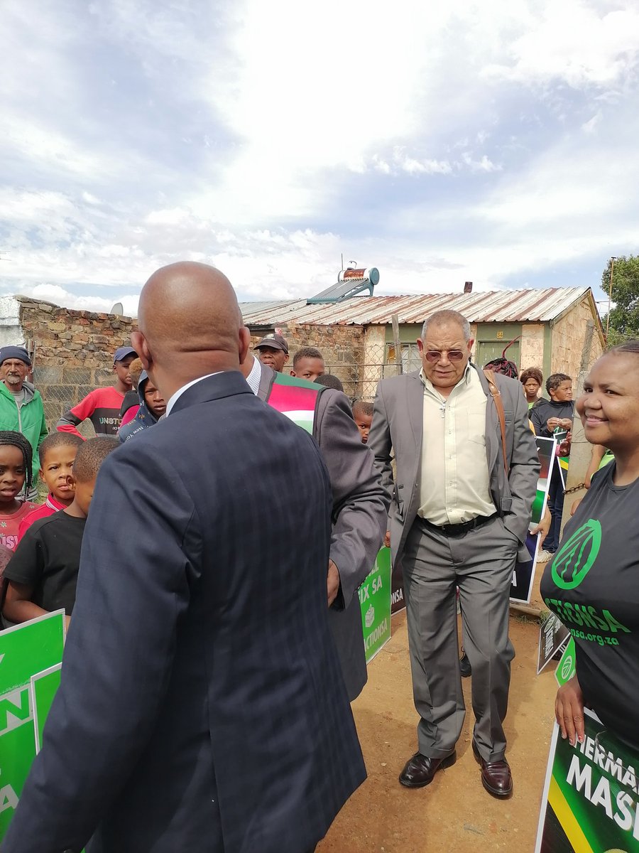 President @HermanMashaba in Kimberley, Ward 3, doing a walk around the community. The president is disappointed by the state of the community under the corrupt government, but he told the community not to lose hope as things will be better under @Action4SA. #OnlyActionWillFixSA💚