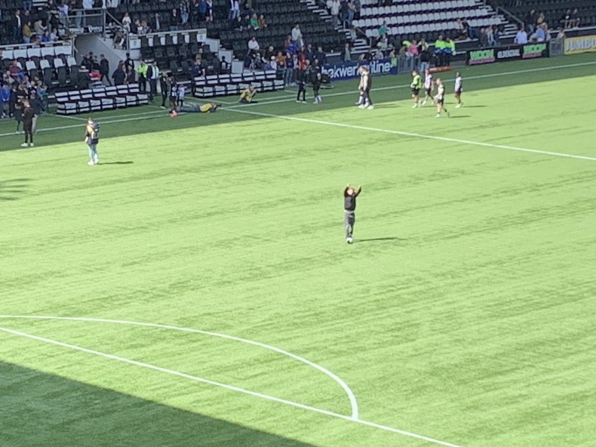 HielkeSCH's tweet photo. Braude! Wat een beleving en karakter! 💪 #herhee https://t.co/rI7M8GG8Er