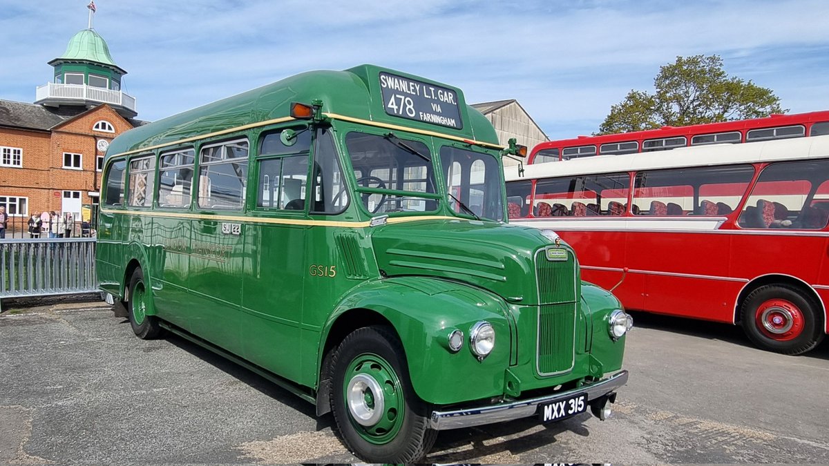 A nice day at @BrooklandsMuseu @londonbusmuseum with @2519Fleetline and @rupert_airbear @c_ashcroft404 and @J_Cooper_03.