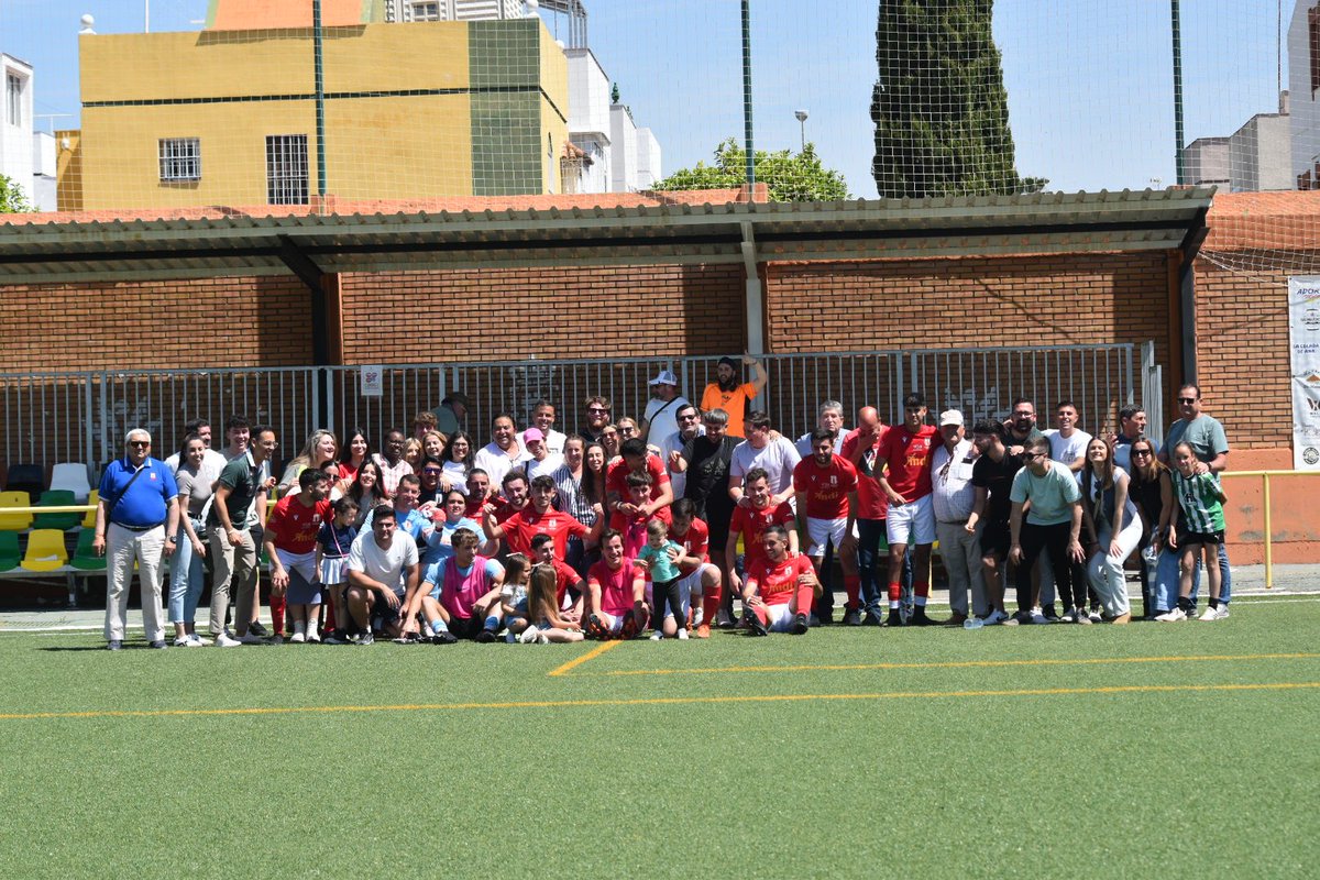 𝐒𝐄𝐆𝐔𝐍𝐃𝐀 𝐀𝐍𝐃𝐀𝐋𝐔𝐙𝐀

#JDBormujos 0️⃣-4️⃣ #OsunaBote

3 puntos que saben a gloria y nos dejan 𝗮 𝘀𝗼𝗹𝗼 𝟭 𝗽𝘂𝗻𝘁𝗼 𝗱𝗲 𝘀𝗲𝗿 𝗖𝗔𝗠𝗣𝗘𝗢𝗡𝗘𝗦

27 de abril
19:00h
Estadio Raúl Carrosa

𝙃𝘼𝙕 𝙃𝙄𝙎𝙏𝙊𝙍𝙄𝘼 𝘾𝙊𝙉 𝙉𝙊𝙎𝙊𝙏𝙍𝙊𝙎

🔴⚪️ #SangreRoja #ParteDeTí
