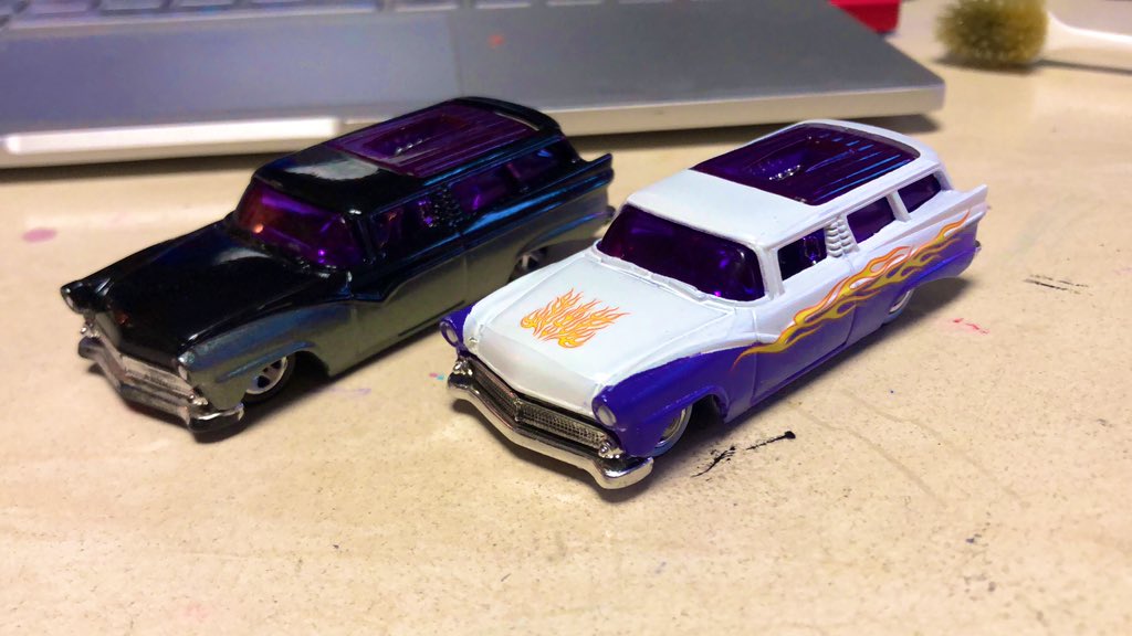 porschegmbh's tweet photo. #ホットウィール  #HotWheels   #mooneyes #8Crate  #セクシャルバイオレット 
 @stickyfrog_ @MOONEYESJP 
@macchina01 HW 8Crate セクシャルCOOLバイオレットNo8(eight) https://t.co/p5SAuUJbtv