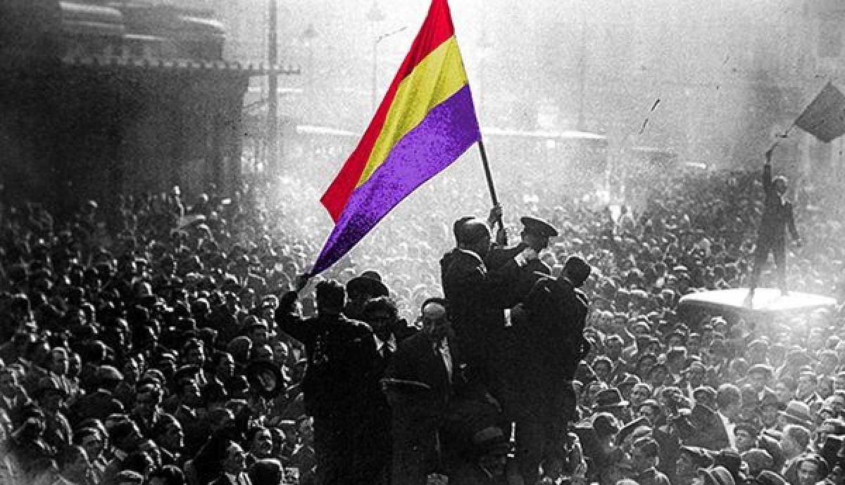 ¡Salud y República! ✊ ¡Hoy más que nunca recordamos el 14 de abril, día en el que se fundó la segunda república! Honor y gloria por todos aquellos que cayeron defendiendola del golpe fascista!