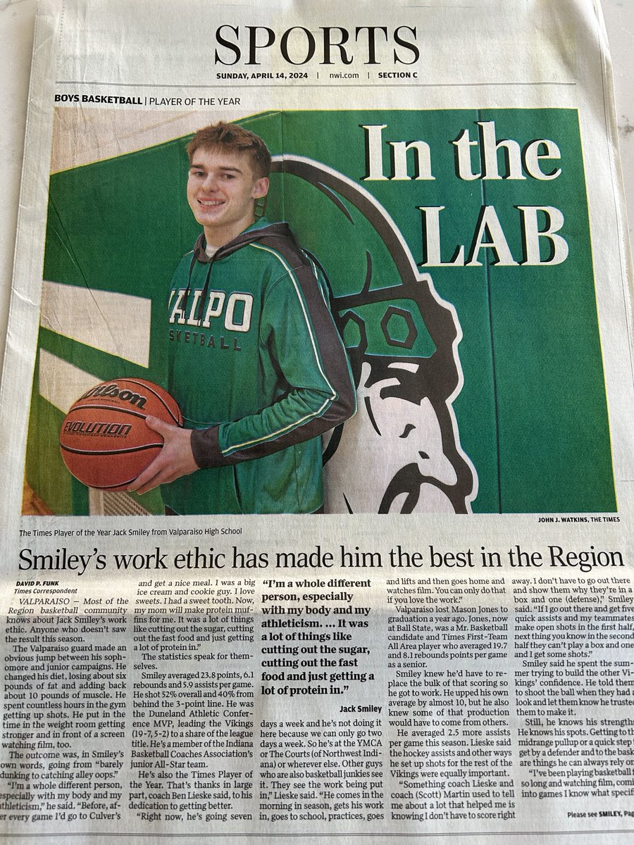 RySmiley10's tweet photo. When you open the paper on Masters Sunday but find your son on the front page in a green hoodie! ⁦@nwi⁩ Player of the Year. DAC MVP. IN Jr. All Star. IN Supreme 15. Post Tribune POY. Well earned son..sky’s the limit. Not gonna out work a Smiley! #prouddad @jacksmiley2025 https://t.co/2WT6P31Ajo