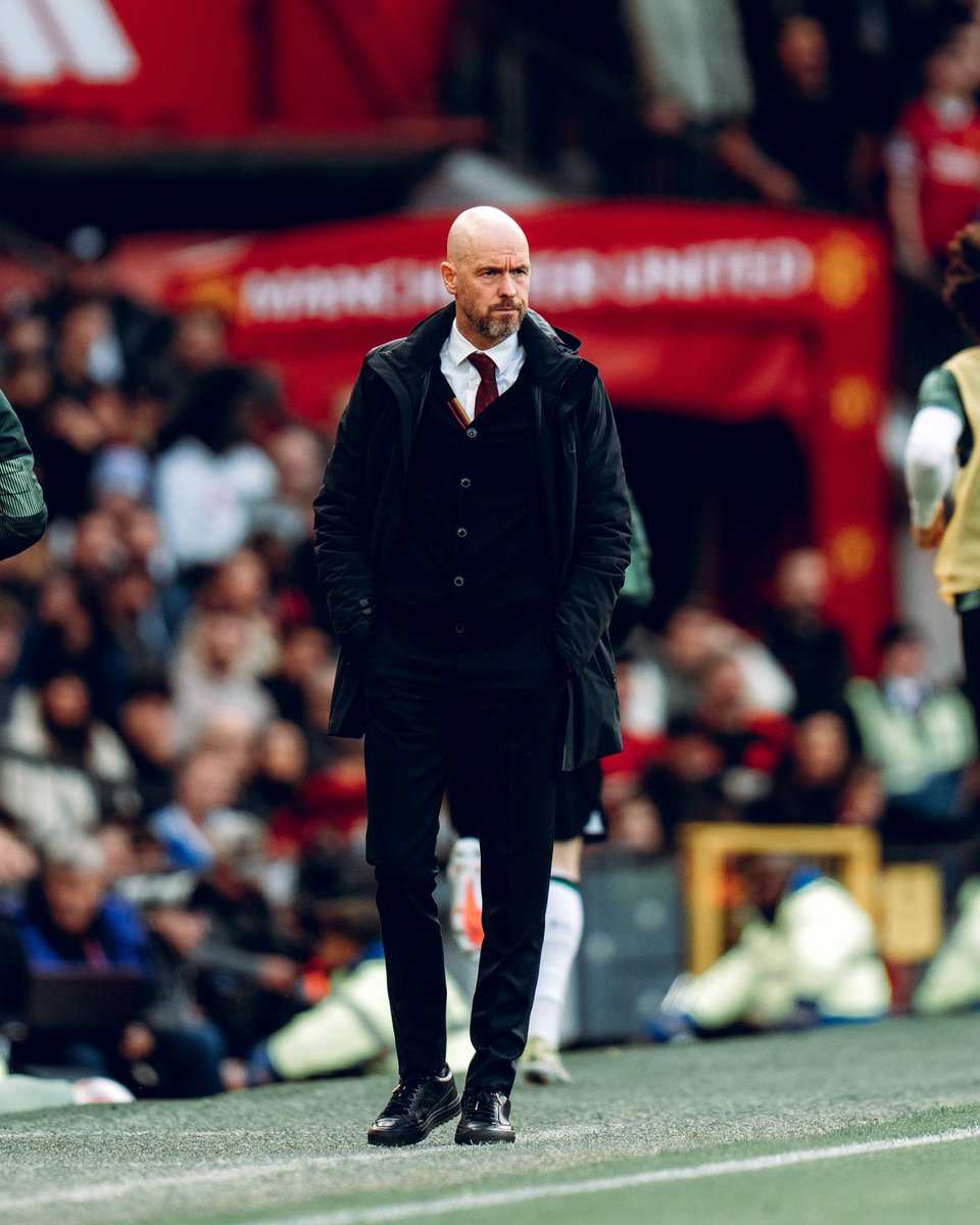 I don't like seeing managers having to constantly abandon their style of play and principles. That being said it is insanity that Ten hag is too stubborn to try anything different to save his job, shut up shop and save your job🤦‍♂️ #ManchesterUnited #ManUnited #ManUtd #MUFC