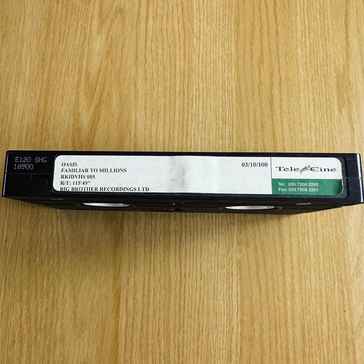 oasisrarities's tweet photo. VHS #oasis #oasismusic #oasiscollectors #oasiscollector #oasiscollection #oasismemorabilia #oasislive #oasisrarities #oasisfans #oasisfansclub #oasisfamiliartomillions #familiartomillions #vhs #vhscollector #musiccollection #indiemusic #indie #promo #bigbrother #oasissotsog https://t.co/z06eNEdORG