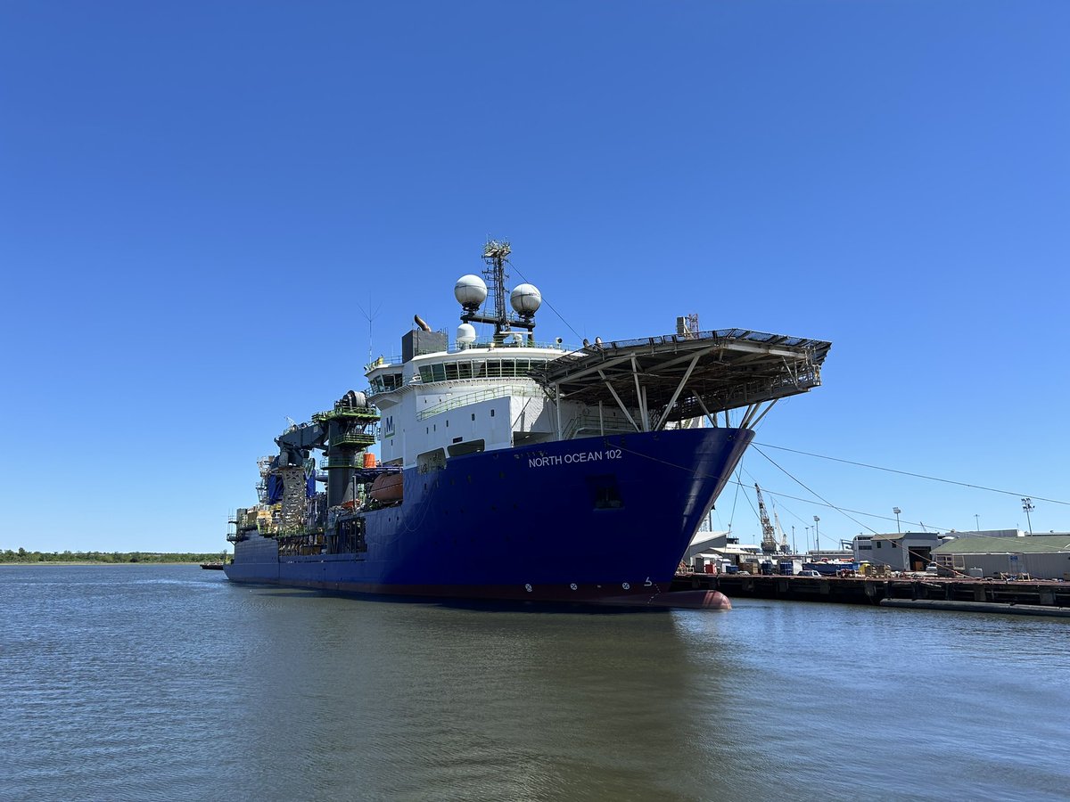 Baddweather_'s tweet photo. Beautiful drill ship on the cooper river…
#officeviews https://t.co/bttKq7eYRw