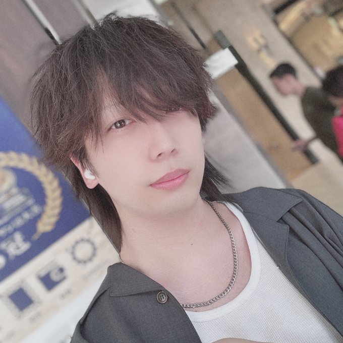 切る前後で自撮り比較 