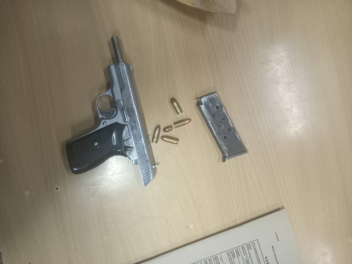 Illegal guns off the road are lives saved!

Whilst conducting stop & searches #JMPD #RegionF1 ops officers stopped a suspicious vehicle at Jeppe & Von Weilligh str in JHB. They searched the driver & recovered an unlicensed firearm, 1x magazine & 5x ammunition in his possession.