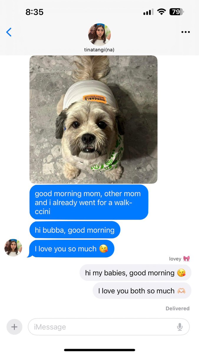 aiahchelois's tweet photo. good morning ☀️ - a #jhocey two tweets au 

inspired by my gf and i's conversation this morning https://t.co/PZa87tRrvM
