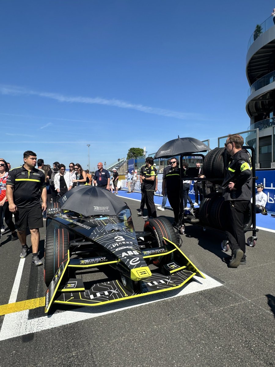 Ready on the grid! 🇮🇹🧘 #MisanoEPrix #ERTFE #SergioSetteCamara #DanTicktum #FormulaE #Racing #Motorsport