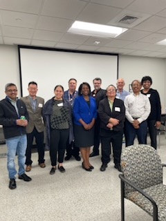 Dean of Arts and Sciences Dorie J. Gilbert Prairie View A&M University (center) stops by the PVAMU/TAMU crystallography school to say hello. Thank you Dean. @PVAMU @TAMUChemistry