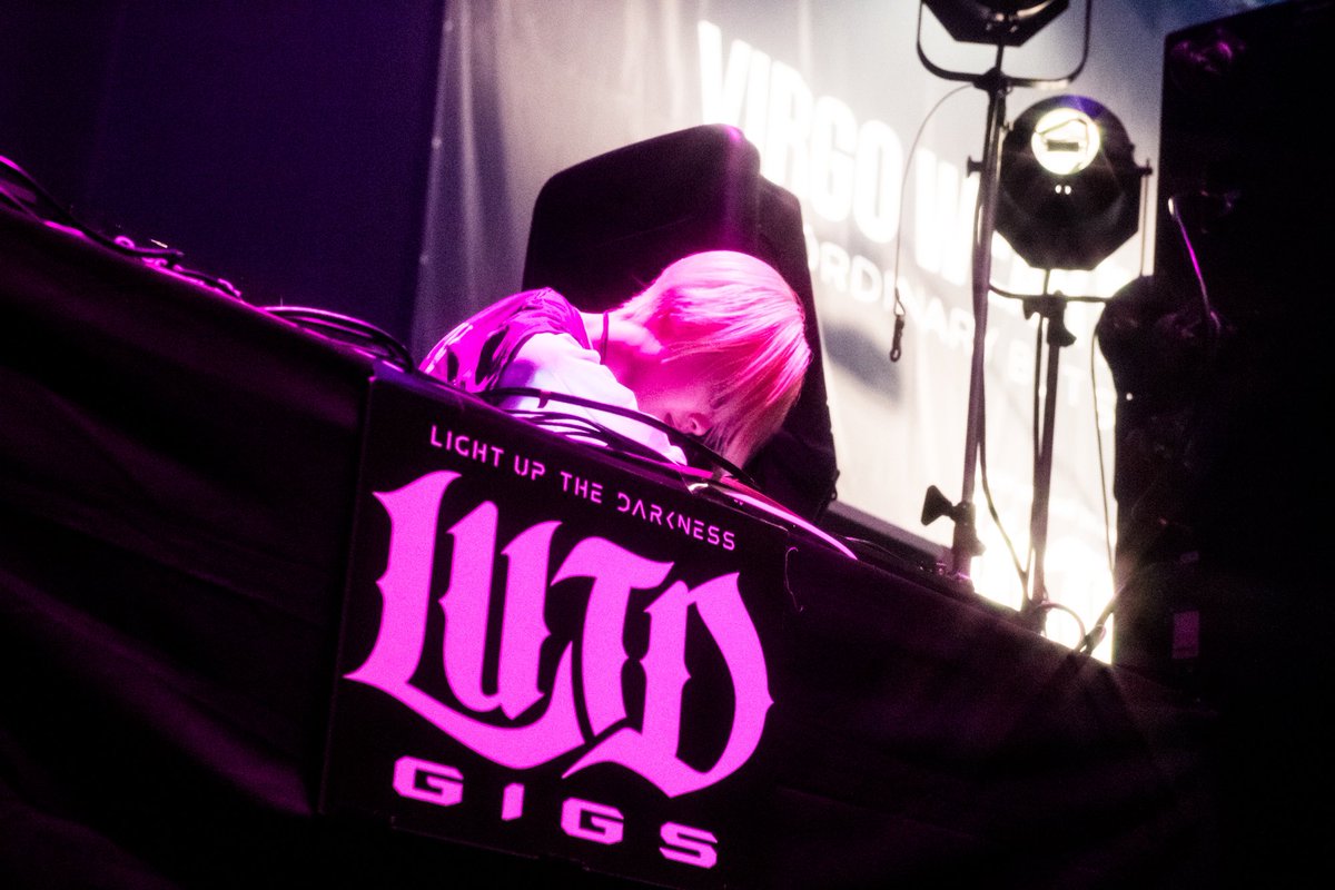 【📸PHOTO】
LIGHT UP THE DARKNESS vol,03
VIRGOwearworks 20th Anniversary SP
「L.U.T.D GIGS」
⁡
2024/03/09（sat）
東京ガーデンシアター
⁡
■DJ
UCARY &amp; THE VALENTINE
<a href="/ucary_valentine/">UCARY VALENTINE</a> 
⁡
Photo by Maki Ishii
＠ishii_maki 
⁡
その他の写真はこちら
instagram.com/p/C5vOqIiSiOs/…
⁡
#lutdgigs