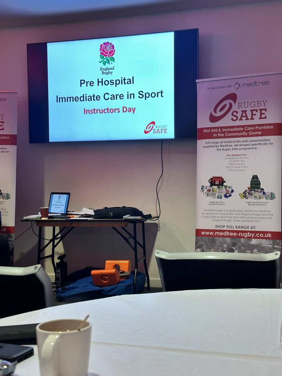 Kelly Kaulback (Muller) (@kelly_kaulback) on Twitter photo Player welfare is the name of the game! Big thanks to the PHICIS team and <a href="/EnglandRugby/">England Rugby</a> for top class instructor training 👏🏼 Player welfare is the name of the game! Big thanks to the PHICIS team and <a href="/EnglandRugby/">England Rugby</a> for top class instructor training 👏🏼
