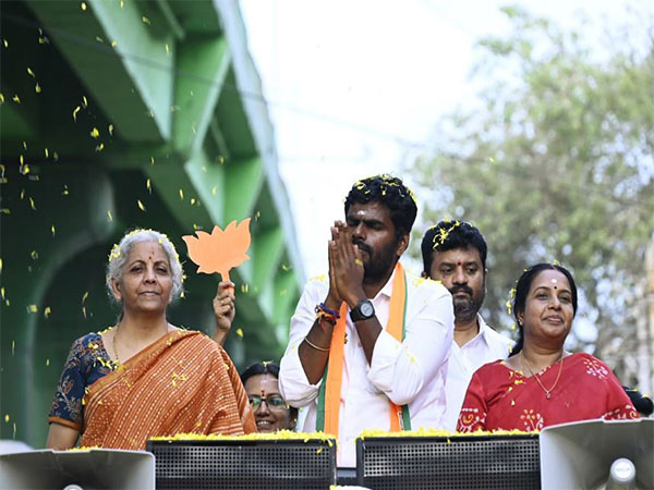 ani_digital's tweet photo. Coimbatore Lok Sabha constituency: BJP's Annamalai to face DMK's Ganapathy Rajkumar, AIADMK's Singai Ramachandran; voting on April 19

Read @ANI Story | https://t.co/Yi45wh7SE8
#Coimbatore #LokSabaElection2024 https://t.co/f4aMLURZqP