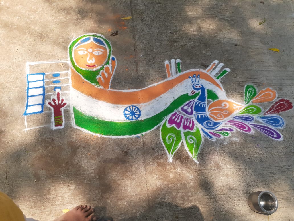 Encouraging Women VOs through SVEEP activity Rangoli with theme my vote is my future and Mehndi tattoo at Shankerpally (M) 53-Chevella AC @ECISVEEP #CEOTelangana #ecispokesperson #Election2024 #ECI #DeshKaGarv #LokSabhaElections2024