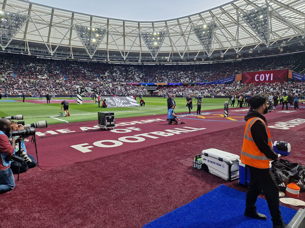 West Ham @FulhamFC. Front row seats. Here we go...