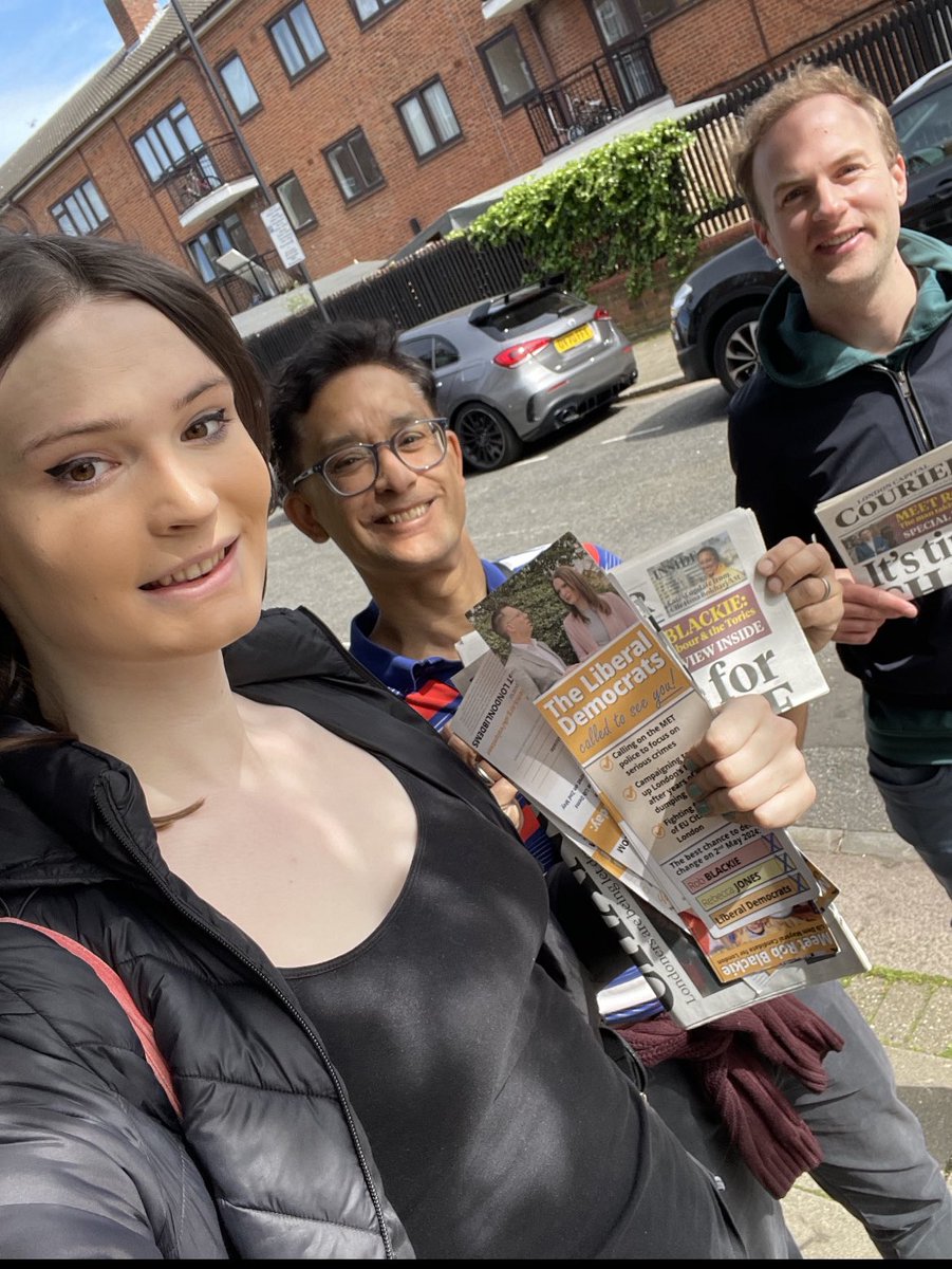 Great to be back out in clissold this afternoon with the @HackneyLibDems team!! Lots of great results from voters telling us they’re fed up with Khans inaction on fixing the Met and are backing me and @robblackie!! @LondonLibDems