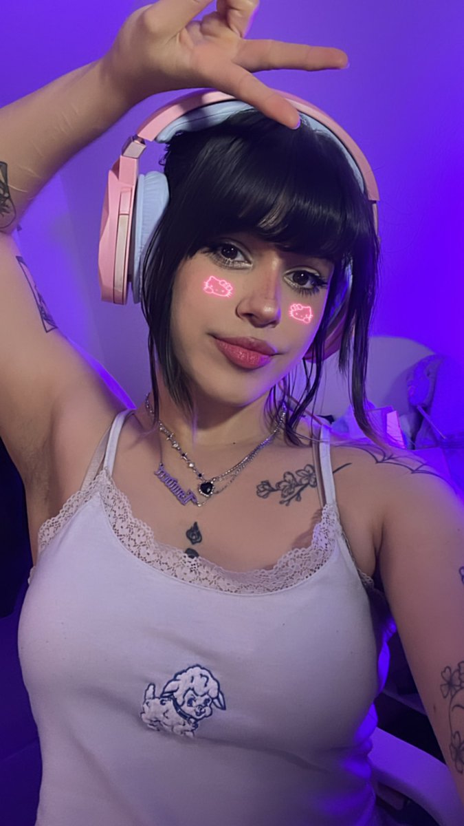 Live with community day! We have viewer QP then custom competitive pugs!! Join the fun 💜 link in replies vvv