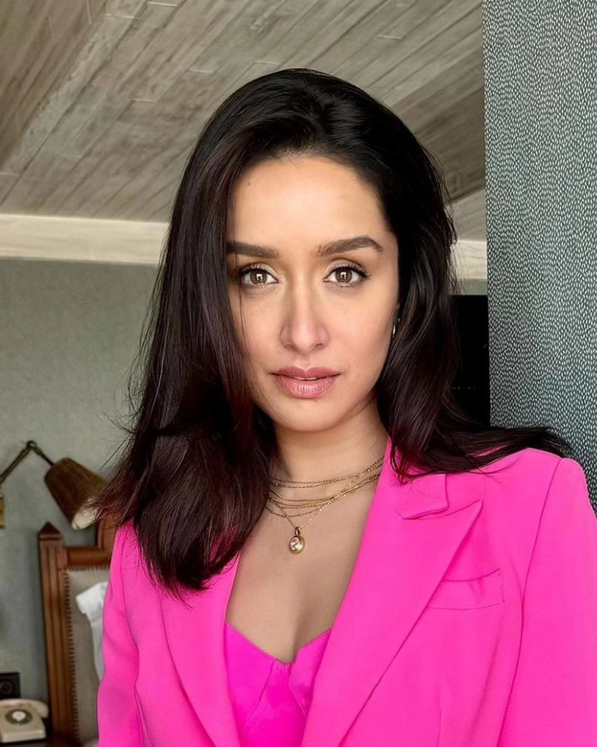 Pretttyyy in pink!💗🤌 #ShraddhaKapoor