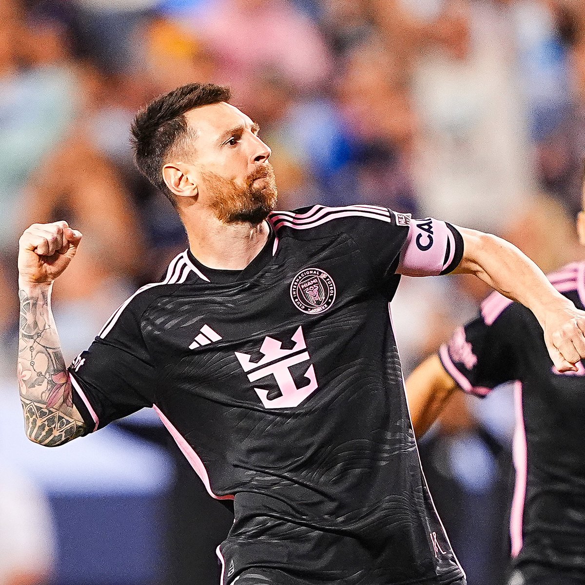 ⚽️🅰️ Another goal and assist for Lionel Messi last night, as his banger helped Inter Miami to a 3-2 victory over Kansas! 👉 5th MLS goal this season 👉 7th total goal this season 👉 18th total goal for Inter Miami 👉 94th open play outside box goal 👉 722nd all time club goal 👉…