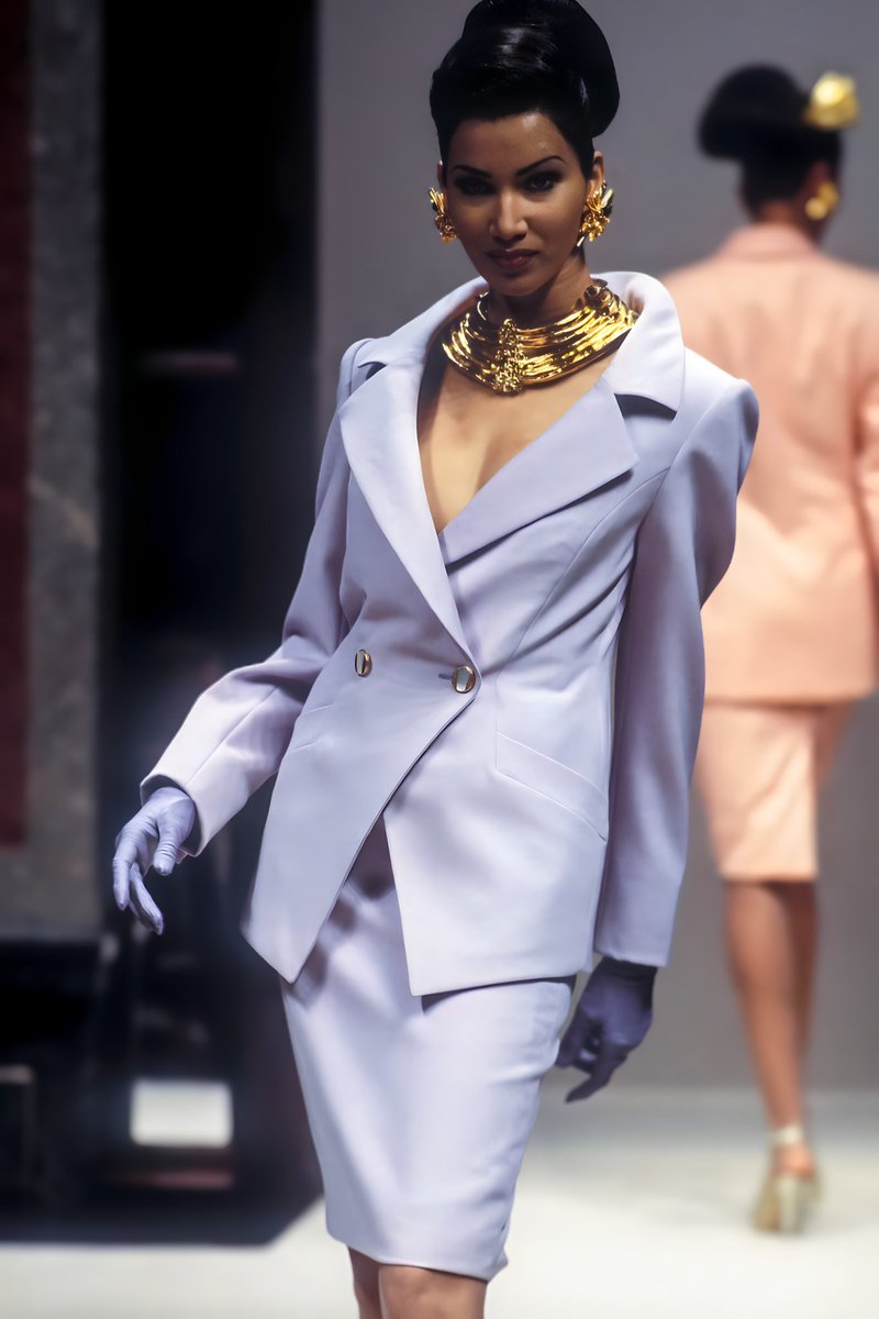 I’m just blown away from the pure beauty of this 1993 collection by Hanae Mori