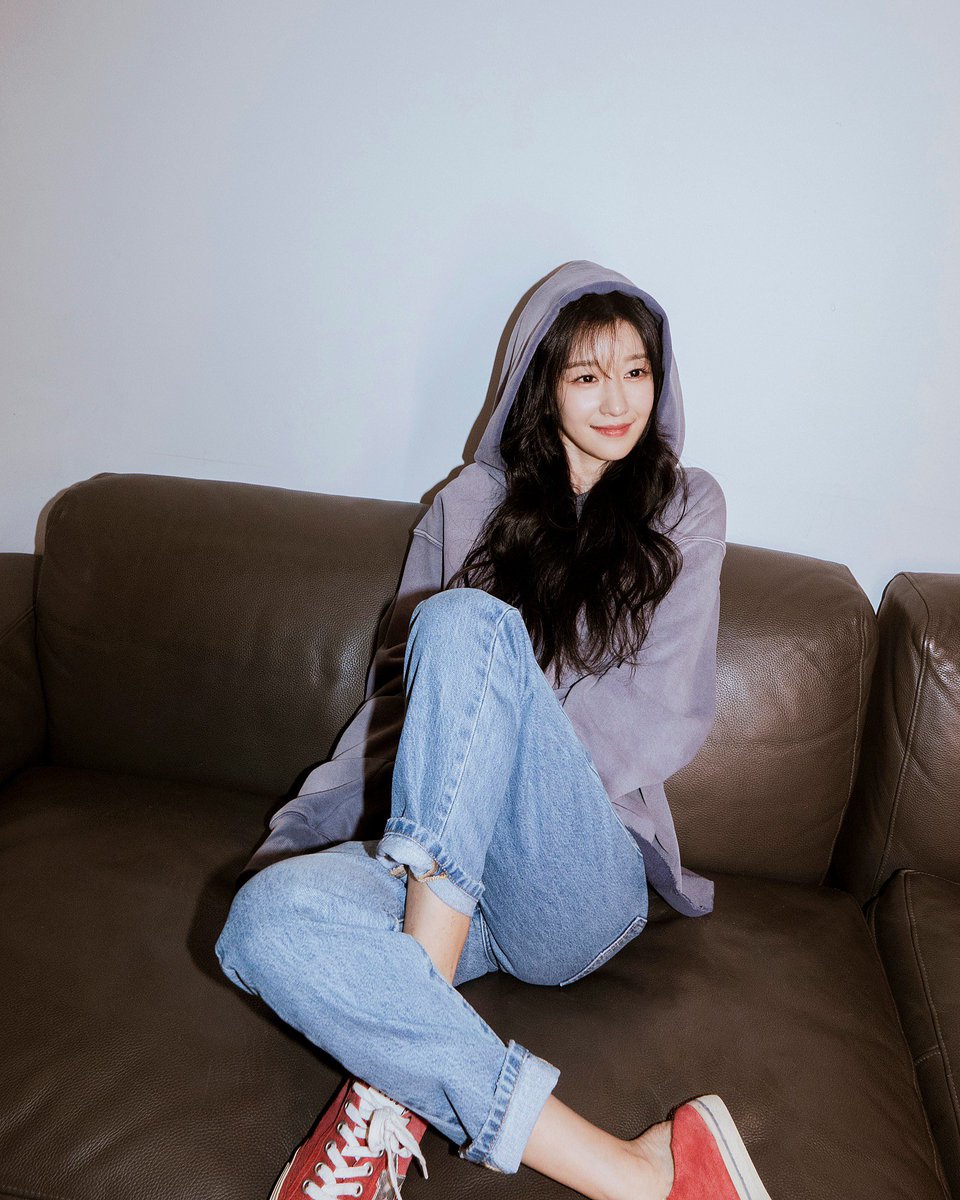_WithYeaji's tweet photo. [포토] #서예지 팬카페 업데이트 https://t.co/l4PAleZMvk