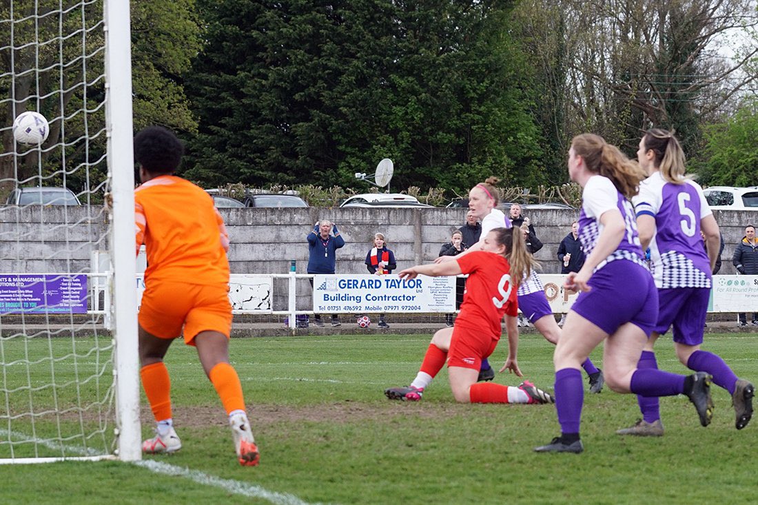 YorkCityLFC's tweet image. The perfect start! 

📸 Ian Parker