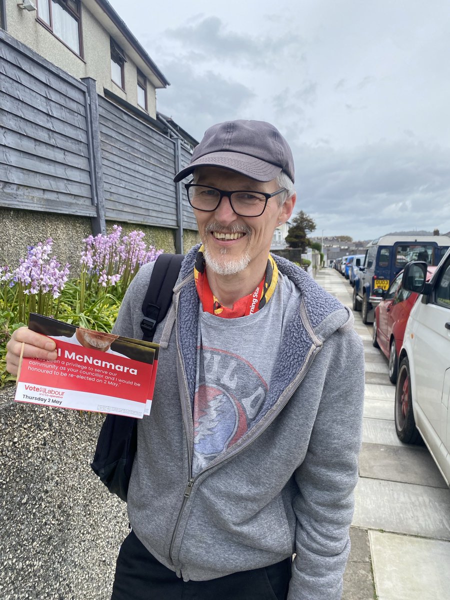 PaulMacPlym's tweet photo. Four canvass sessions and two leaflet runs with @PlymouthLabour in #Efford and Lipson this week. Great to be out with @mathieson and Pauline @CoopParty @CoopPartyLocal https://t.co/1lSLkTZXTn