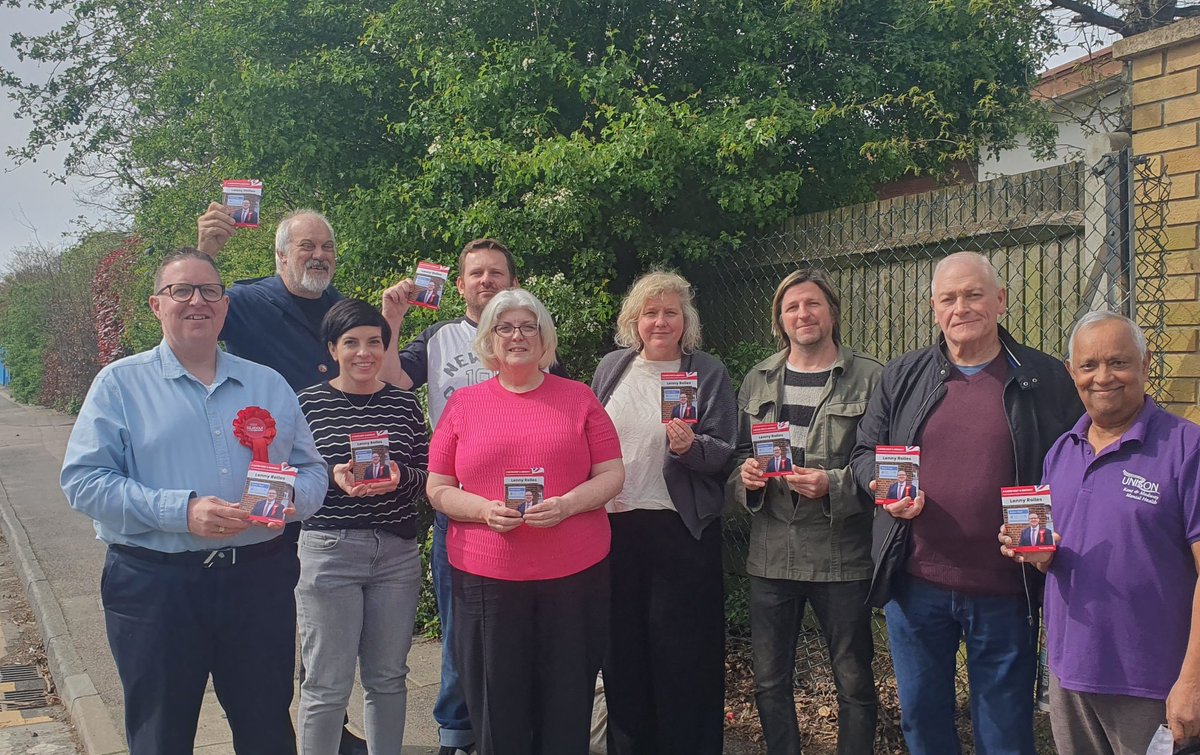 In #Maidstone today with fantastic @MaidstoneLabour @UKLabour candidates for @maidstonebc Residents feel anti- social behaviour is increasing & have given up reporting incidents as nothing is done. I will change this and restore trust in police #voteLennyRolles4KentPCC on 2 May