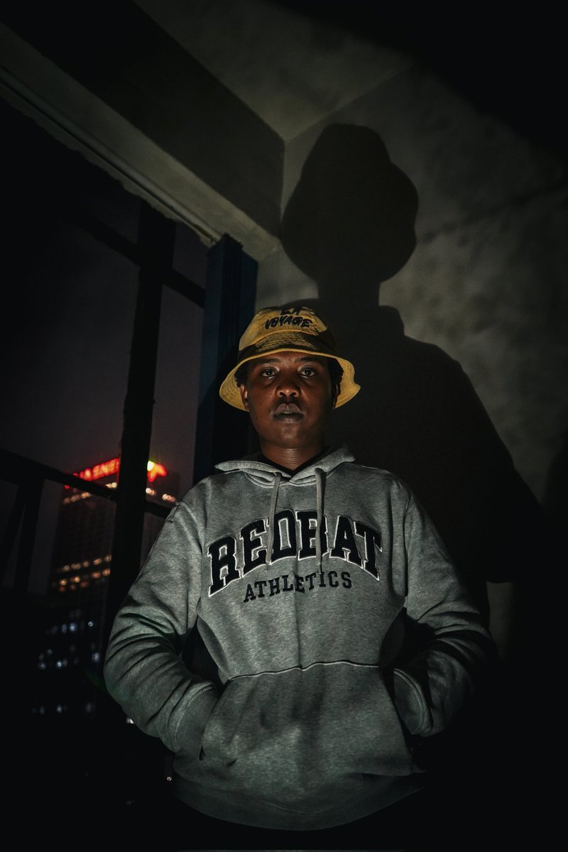 icebreaksa's tweet photo. ."iZizwe" (Official Visualizer) by @DoxThe_Maverick &amp; myself OUT NOW on @YouTube!!

."Di Kgolo Di Ya Tla".

#Link: https://t.co/qnSGEKxkpm
.
.
🎥: @absoletesense.mp4
.
.
#iCe_brEAk❄️ https://t.co/9oRhpWcrvK