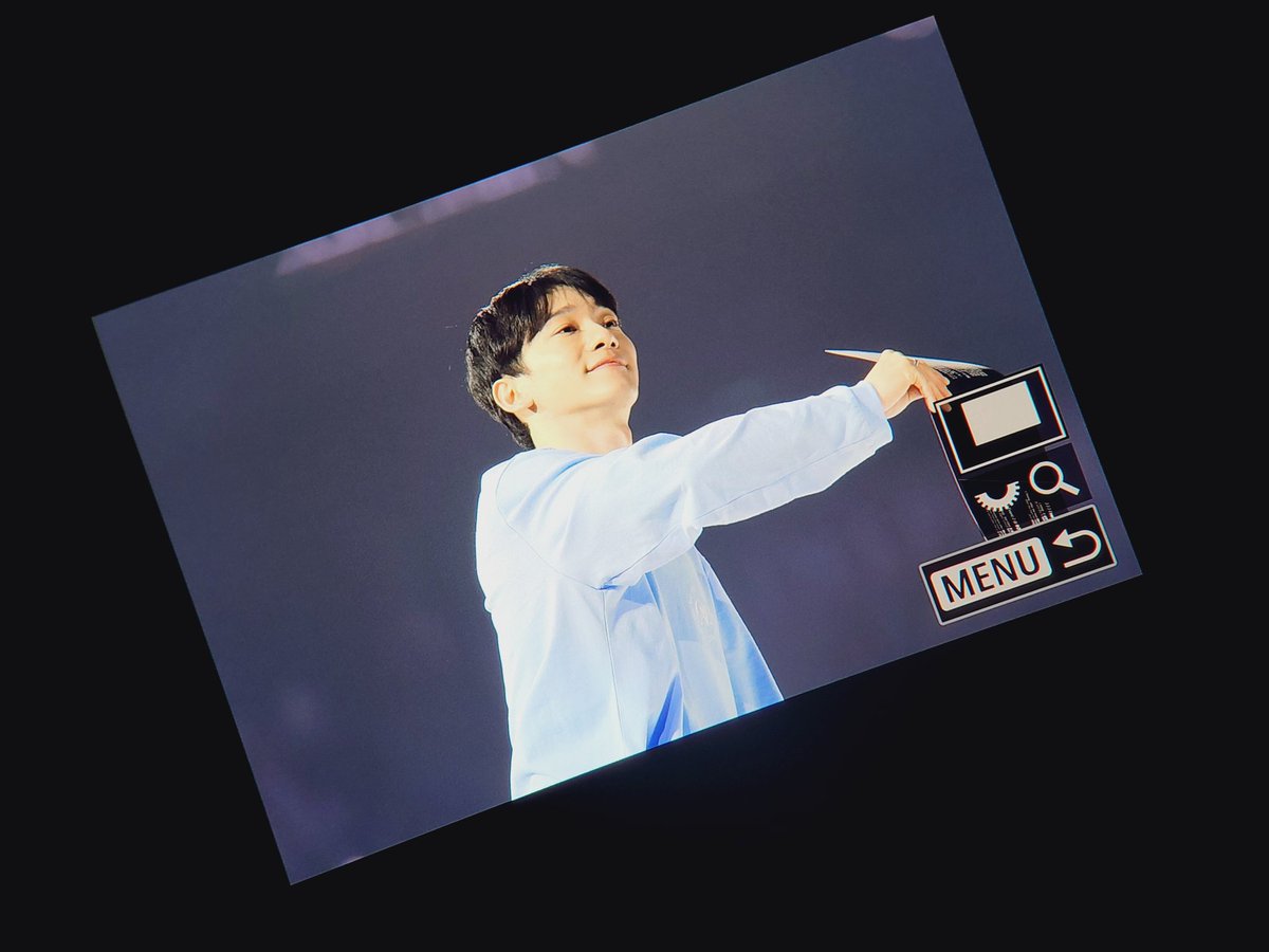 _Chenryong's tweet photo. 240414 EXO FAN-MEETING "ONE"

#첸 #CHEN https://t.co/HwKWA9wJ6G