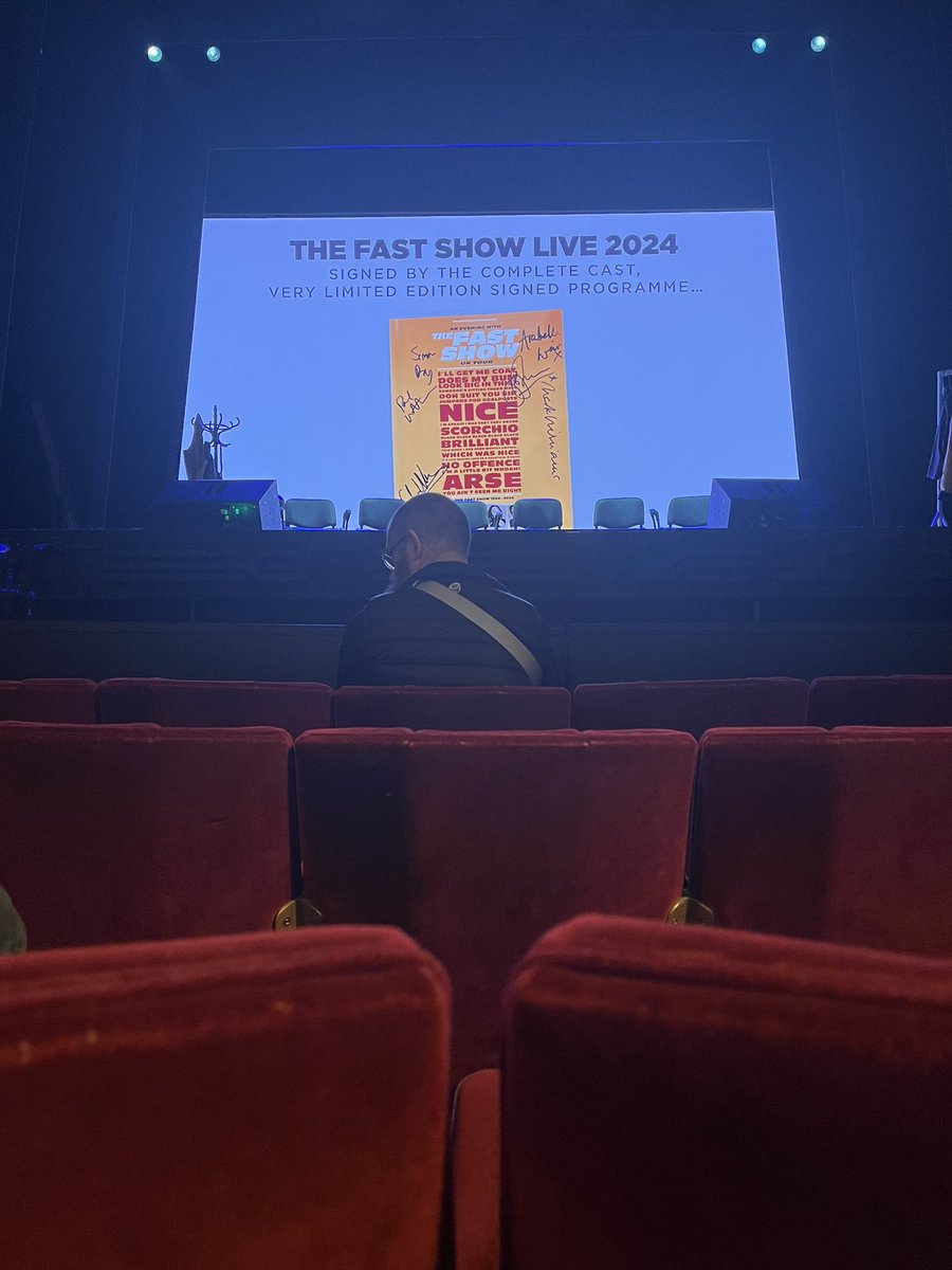 A very nice way to spend a Sunday afternoon. #Arse #scorchio #nice #fastshowlive2024