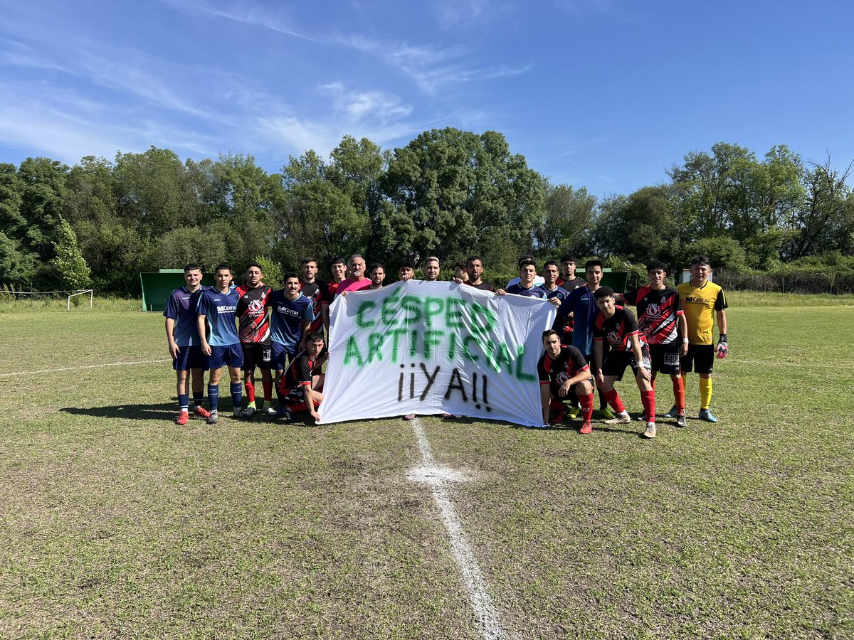 ClubTietar's tweet photo. 🎉 Hoy ha sido un día emocionante y lleno de celebración en nuestro campo. En el último partido de liga de esta temporada, jugamos contra @neacademii y aseguramos una victoria memorable de 4 goles a 2. https://t.co/aVhuqvV5y8