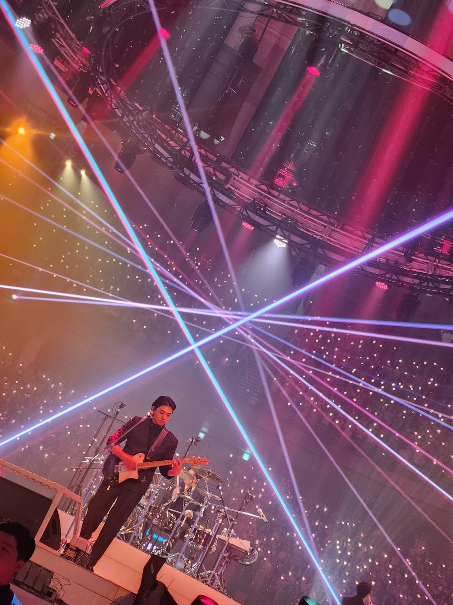 howtoyoungk's tweet photo. My favorite picture I took of Sungjin! https://t.co/53Ch1be1K7