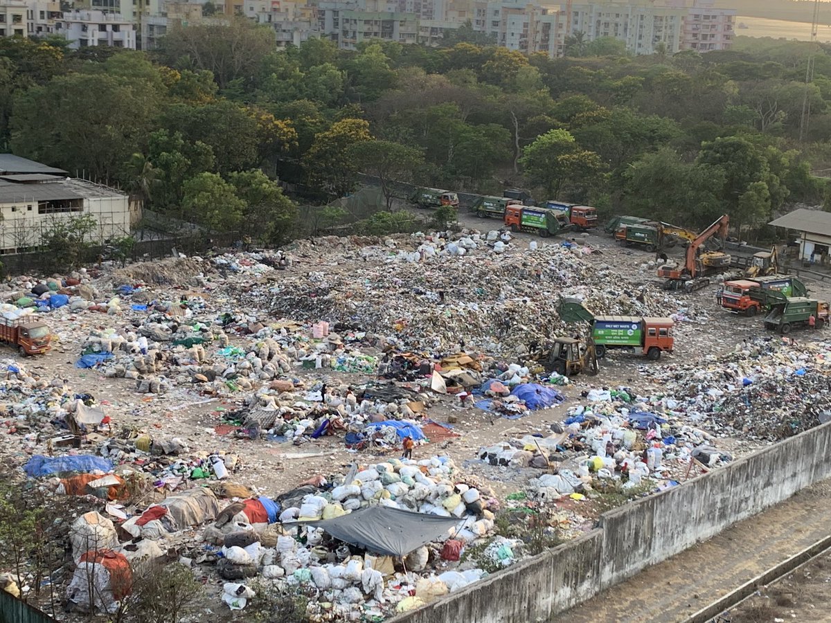 aag_786's tweet photo. @mybmcWardRC @mybmc @CMOMaharashtra @Dev_Fadnavis @PiyushGoyalOffc this is the current state at Gorai dump yard,Gorai,Borivali West.Residents of gorai have always been neglected and the same still continues.False promises is all we get. https://t.co/UhSGHe3Jcz