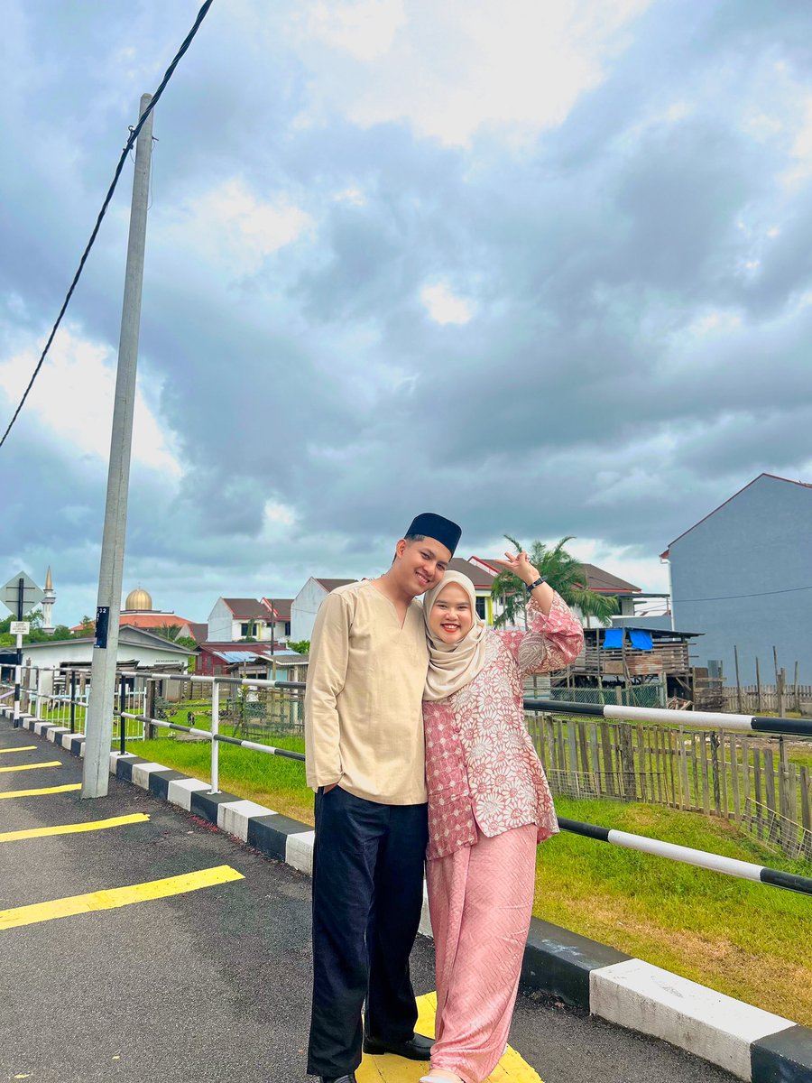 SyidaKarim's tweet photo. Raya 2024 🎇✨ https://t.co/o4Vkl9SUct
