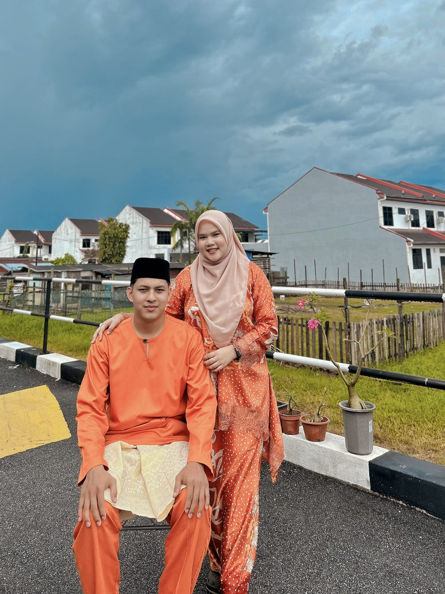 SyidaKarim's tweet photo. Raya 2024 🎇✨ https://t.co/o4Vkl9SUct