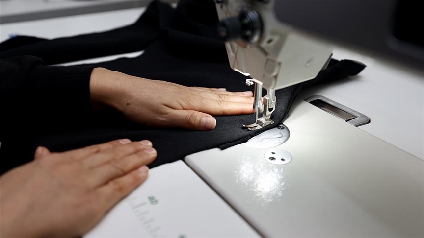 Milli Eğitim Bakanlığına bağlı halk eğitimi merkezleri kurslarından 6 ayda 6 milyondan fazla vatandaş yararlandı v.aa.com.tr/3189783