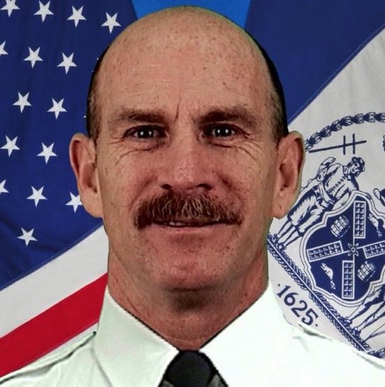 #NeverForget our 9/11 Heroes Detective Harry O. D'Onofrio-2021 @NYPDSpecialops Emergency Service Unit Assistant Chief John B. McManus-2020 Chief of Operations May they Rest In Peace.