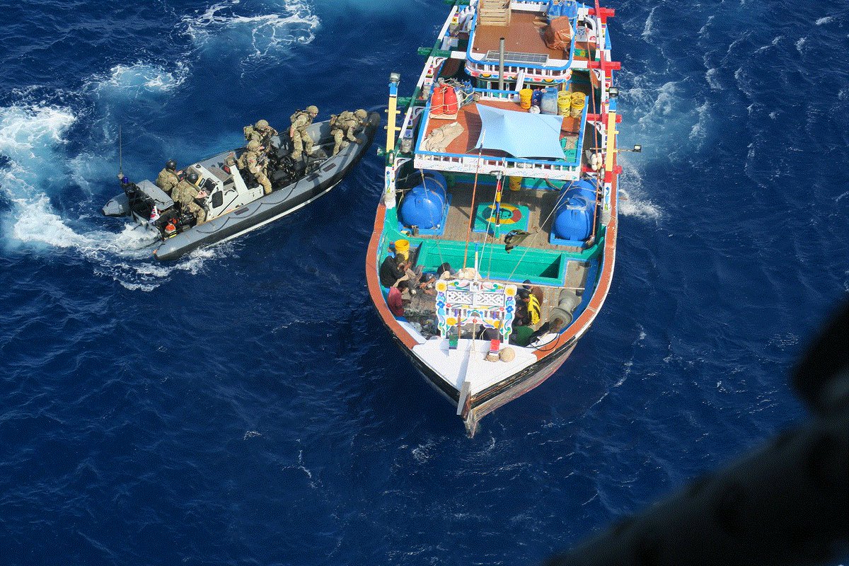 @CMF_Bahrain's 🇨🇦 Canadian-led Combined Task Force (CTF) 150 carried out two drug interdictions at sea with 🇬🇧 HMS Lancaster (@HMSLANCASTER) and 🇺🇸USCGC Clarence Sutphin Jr. (@USCG) in a single day as part of Focused Operation Crimson Barracuda in the Arabian Sea, April 10. The