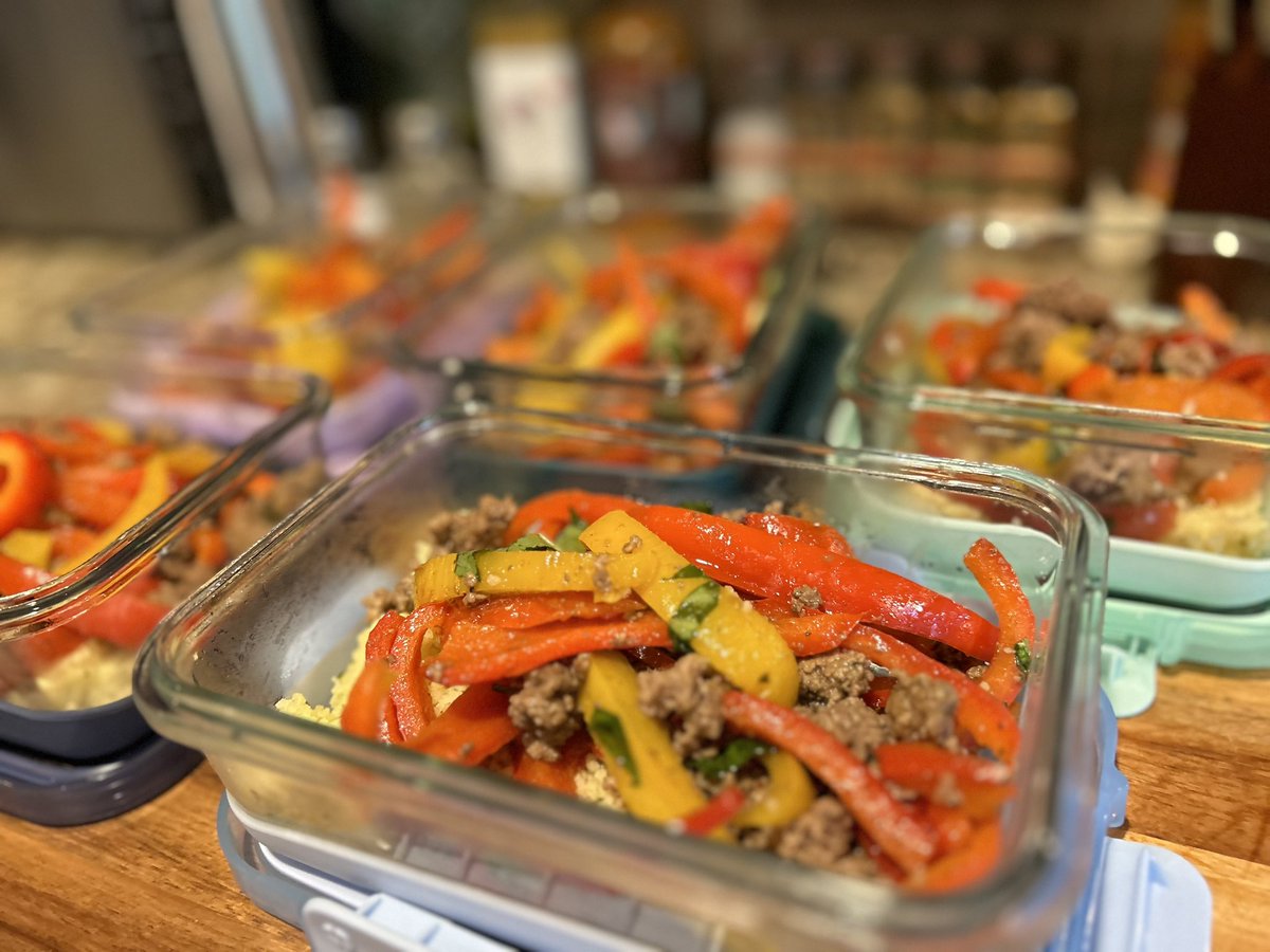 Whiskeytagofox's tweet photo. Meal prep half of your meals
Find balance in life
#onebiteatatime https://t.co/YRTS3r9Xu7