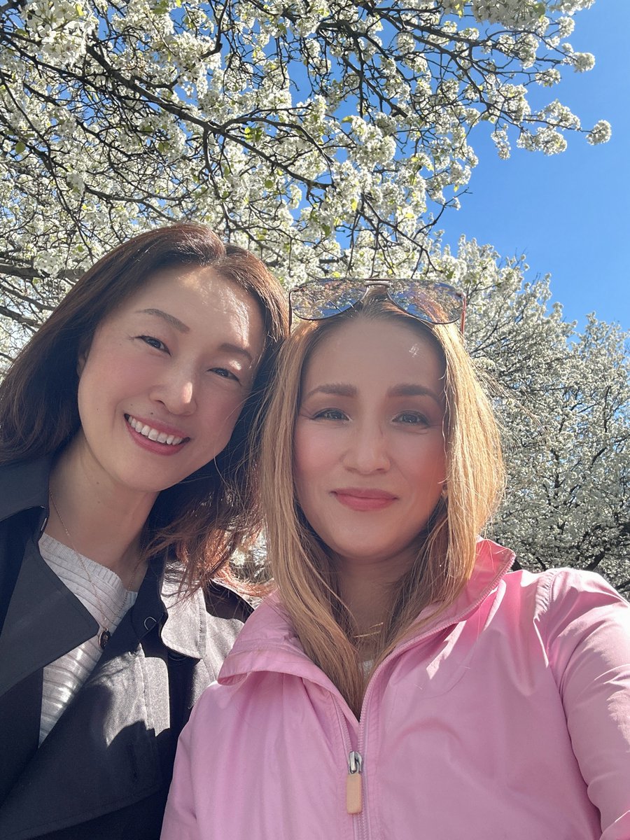 AK_akemiK's tweet image. Spring Cherry Blossom stroll 🌸 Nature is an amazing gift... Thank you @rie.nyc for sharing the lovely spring afternoon. X AK

@akakemikakihara
linktr.ee/akakemikakihara

#cherryblossom #AK #akakemikakihara #柿原朱美 #akemikakihara