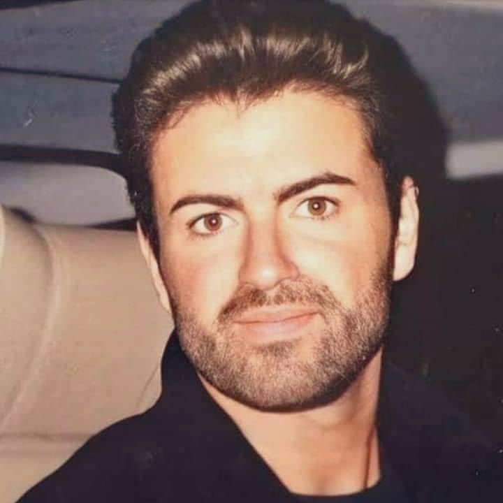 🎵 🖤🥀 George Michael ♥️🥀
  Beautiful & restful Sunday everyone 🧡🎵
  #georgeMichael #musiclegend #beautifulsoul