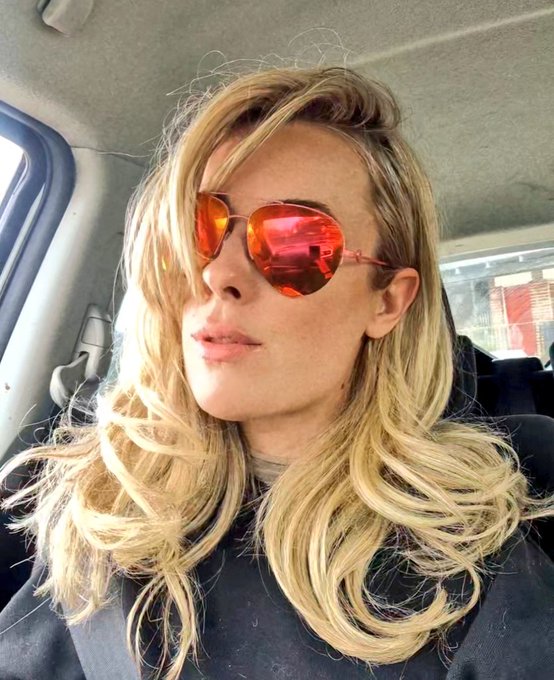 Summer hair (and its real) https://t.co/anF70ufQba<a href="/tag/natural"class="tags"><span>#natural</span></a><a href="/tag/nofilters"class="tags"><span>#nofilters</span></a><a href="/tag/nontoxic"class="tags"><span>#nontoxic</span></a>