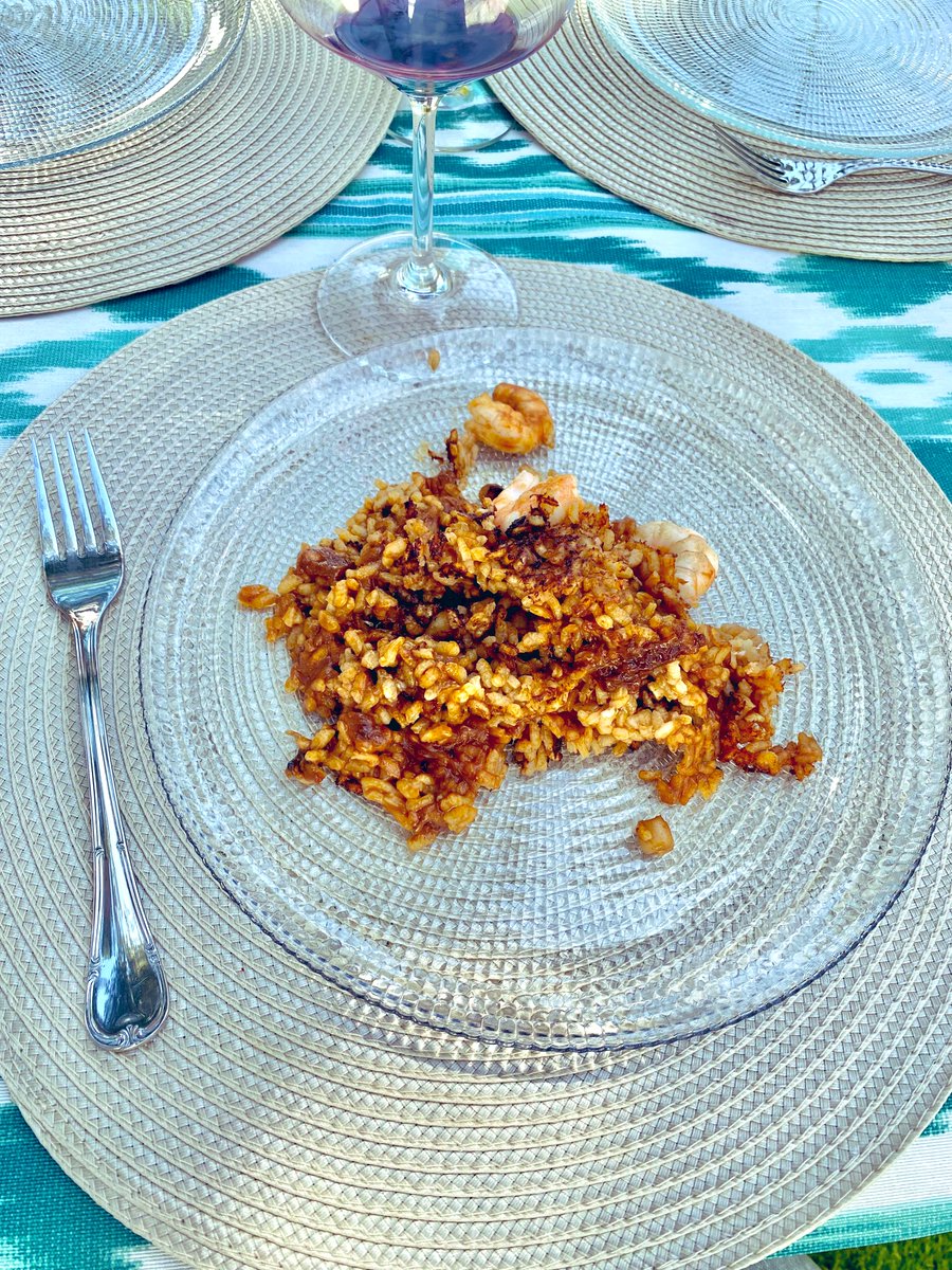 carlosAtMad's tweet photo. La vida serrana es la vida mejor.
El arroz con langostinos de @mcmagc via @cook_obsession progresa adecuadamente. https://t.co/5outeiygPu