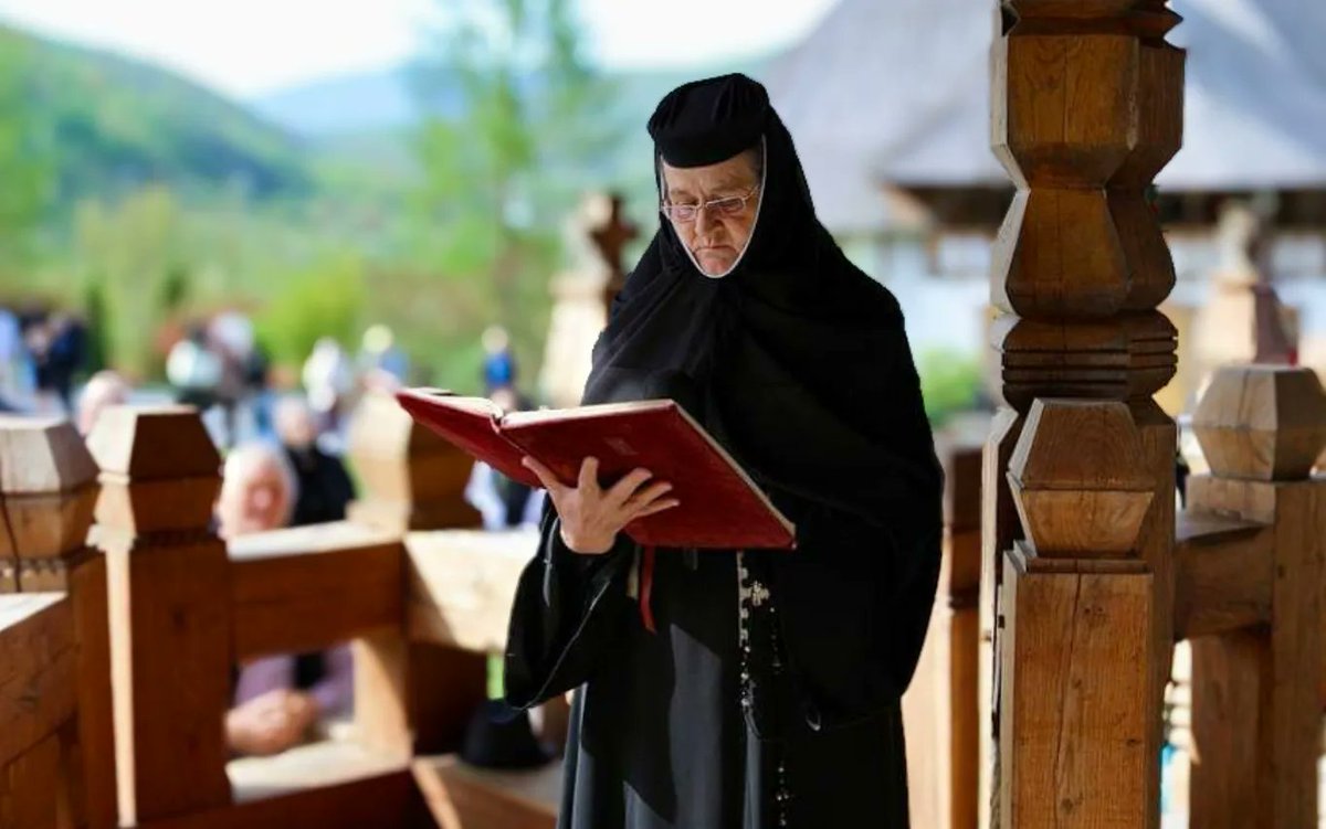 ByzantineChoir's tweet photo. 14 aprilie 2024 | Sfânta Liturghie arhierească la Mănăstirea Bârsana
#eormmsm https://t.co/7ifyblj7Ea