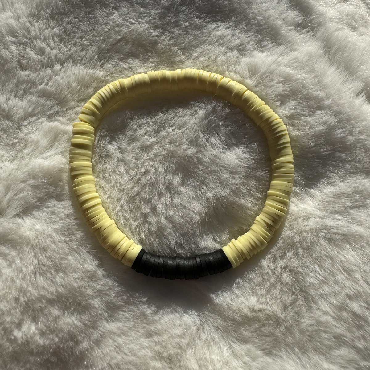 Black and Yellow Heishi Clay Bead Bracelet #2

aldesignsbyashley.etsy.com

#etsyshop #etsyseller #etsyhandmade #etsy #handmade #handmadejewelry #handmadeearrings #earrings #handmadeearringsforsale #earringstyle #etsygifts #etsysellersofinstagram #jewelry #jewelrydesign