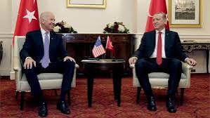 ABD düşmanlığı noktasında hem fikiriz. Lakin Türkiye'nin ABD ile dostluğu , ABD'nin Türkiye'deki üsleri v Türkiye üzerinden İslam coğrafyasında akıttığı kanları kimse gündemine almak istemiyor.. İran'ın İsrail'i vurması gerektiğini takdirle karşılayan müslümanların, Türkiye'nin…