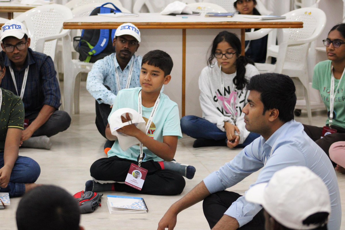 SharadSagar's tweet photo. Exactly 10 days ago, I was named Young Global Leader of the World Economic Forum 2024. Ever since, there hasn’t been an hour without a congratulatory note. Thank you for every letter, thank you for every message, thank you for your lifelong support - your love and blessings! ❤️ https://t.co/VTSRLq7Cxu