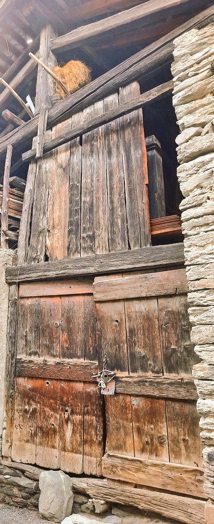 An agricultural door #NoContextDoors